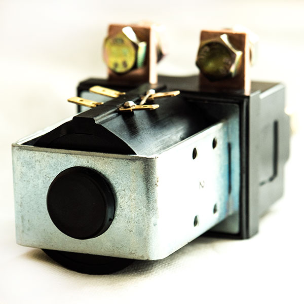 400A SPDT DC Contactor QCC25C-400A/11, One Normal Open And One Normal Close Solenoid